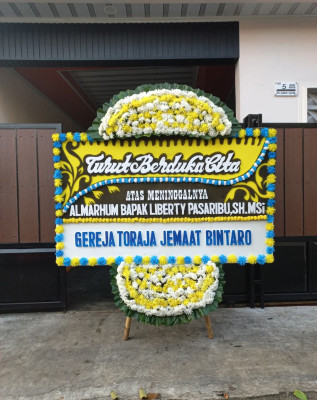 Papan Bunga Duka di Tikala Kumaraka